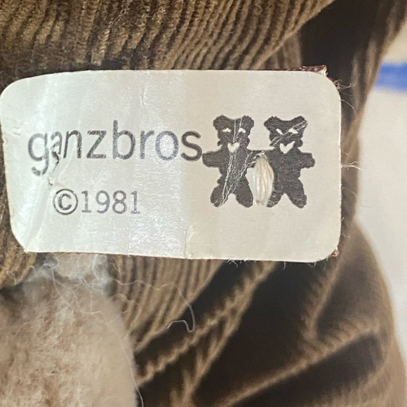 WRINKLES Dog Hand Puppet Plush Ganz Bros Brown 16” Shirt/Overalls Vintage 1981 - Picture 6 of 14